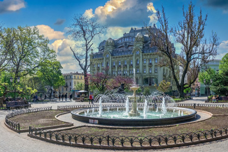 Odessa, Ukraine 06.05.2022. Fountain in the City garden in Odessa during the war in Ukraine on a sun